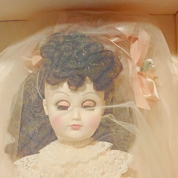 Vintage EFFANBEE Doll Age of Elegance Westminster, box - Picture 4 of 13